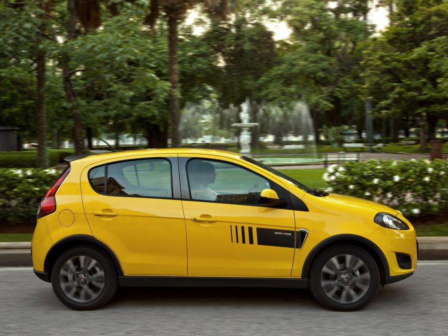 Fiat Palio Sporting 2011 года  (фото 10 из 28)
